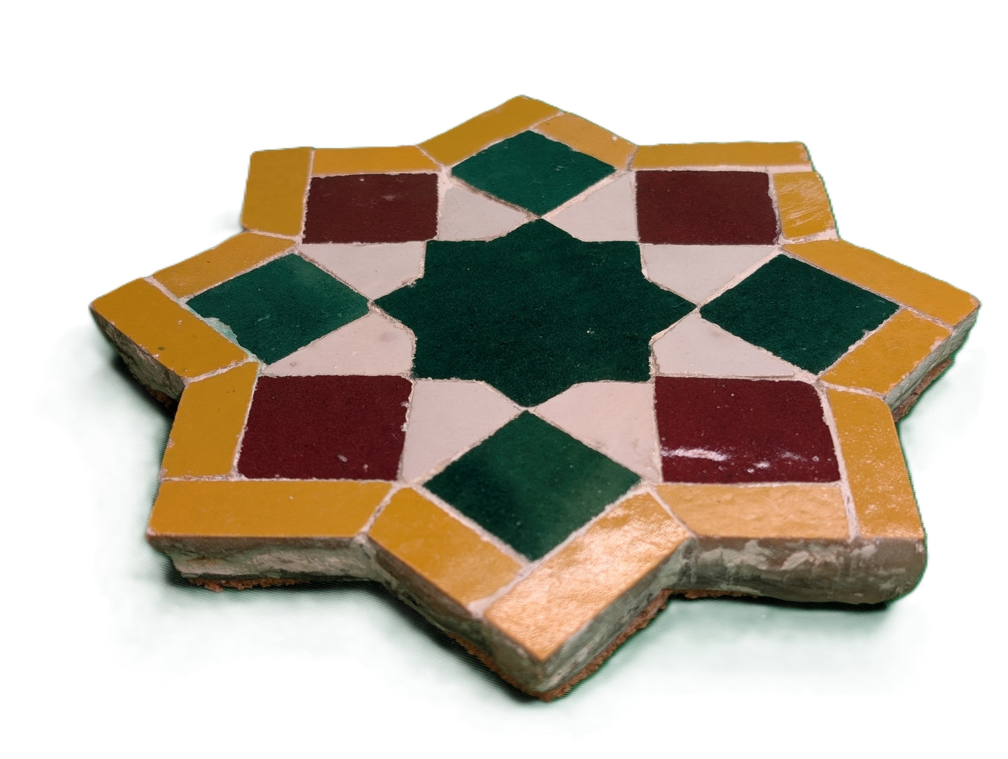 Octagonal sample of Zellige Green-Red-Mustard / Échantillon octagonal de zellige Vert-Rouge-Moutarde