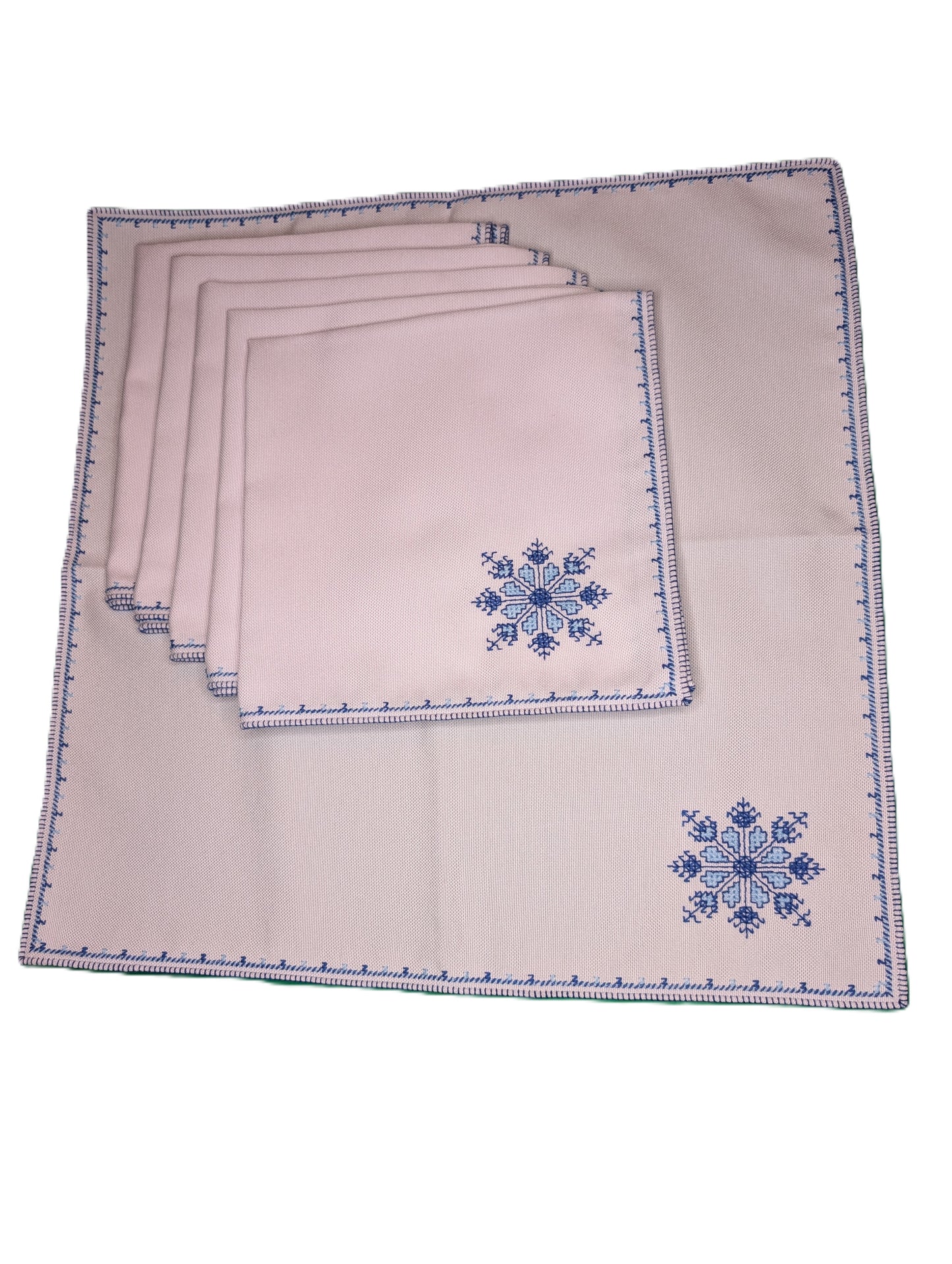 Napkins 6-pack Fassi Blue embroidery on White background / Serviettes en lot de 6, broderie Fassi Bleu sur fond Blanc