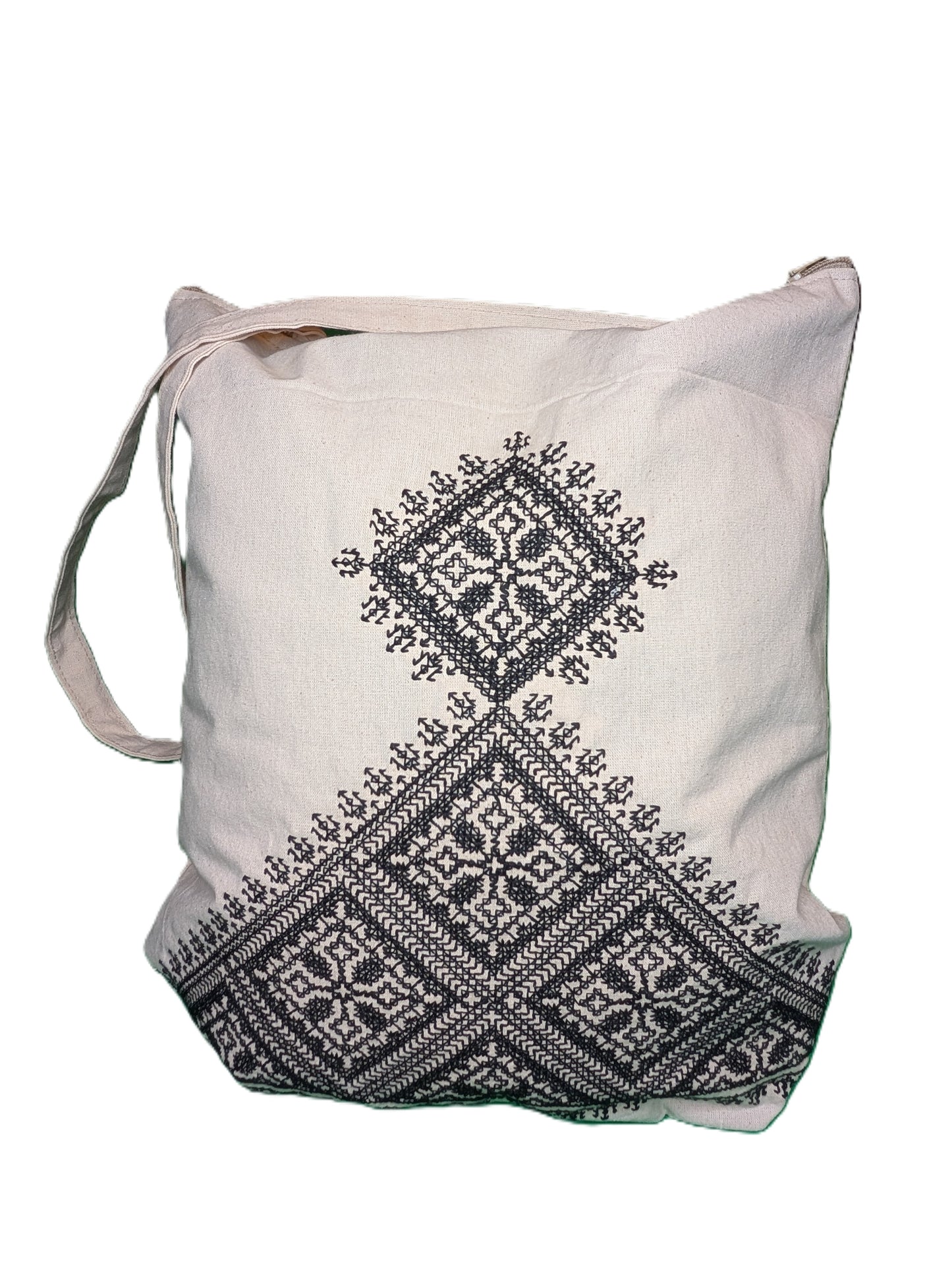 Bag Fassi Black embroidery pyramid shape Beige background / Sac Fassi Broderie noire forme pyramide Fond beige