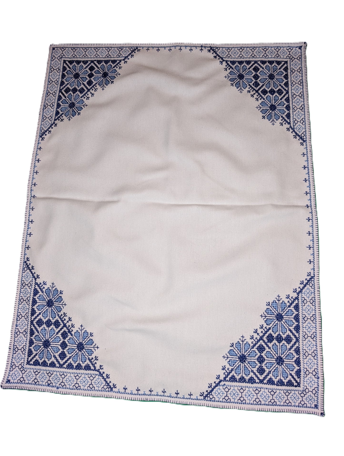 Table Cloth with 6 napkins Fassi Blue-Turquoise embroidery on White background / Nappe + 6 serviettes Broderie Fes Bleu-Turquoise sur Blanc
