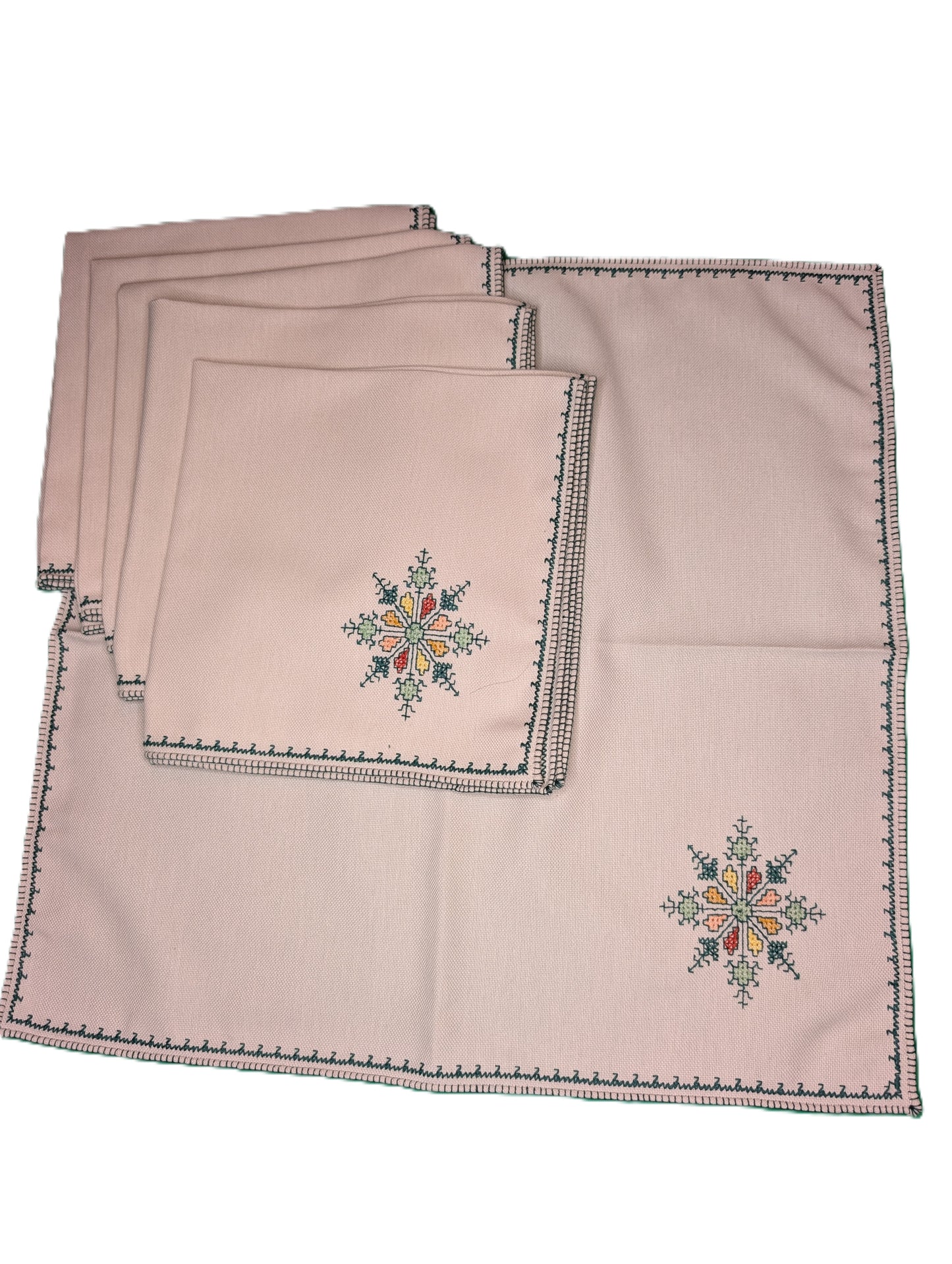 Napkins 6-pack Fassi Green-Orange-Yellow embroidery on Beige background / Serviettes lot de 6, broderie Fassi Vert-Orange-Jaune fond Beige