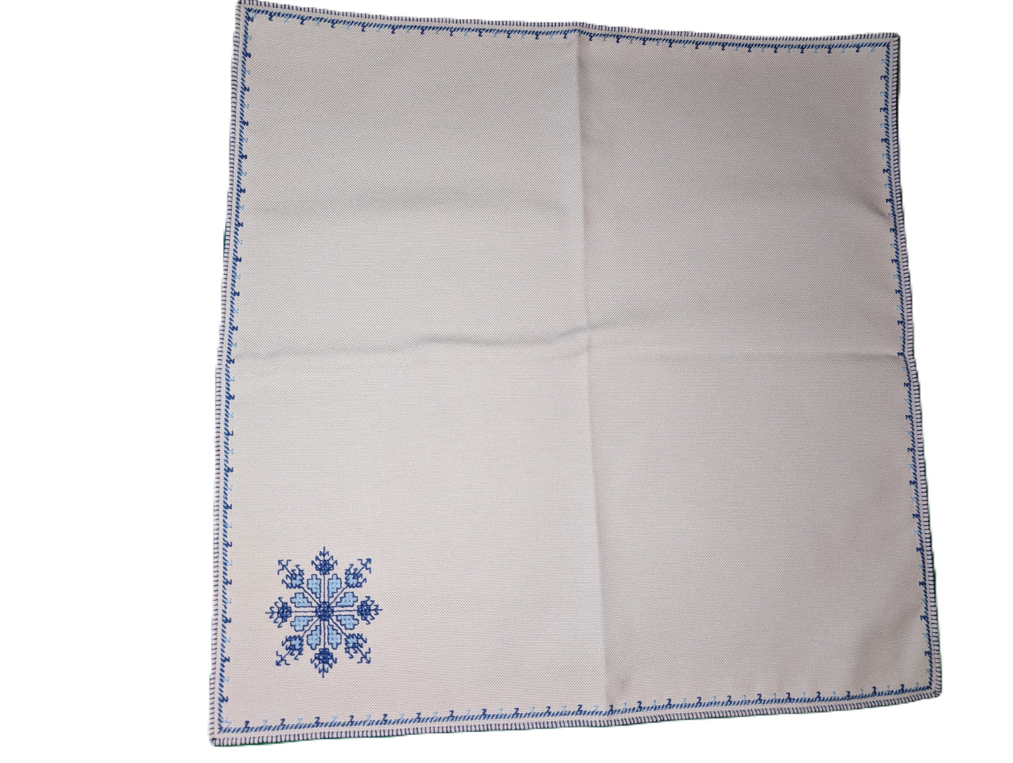 Napkins 6-pack Fassi Blue embroidery on White background / Serviettes en lot de 6, broderie Fassi Bleu sur fond Blanc