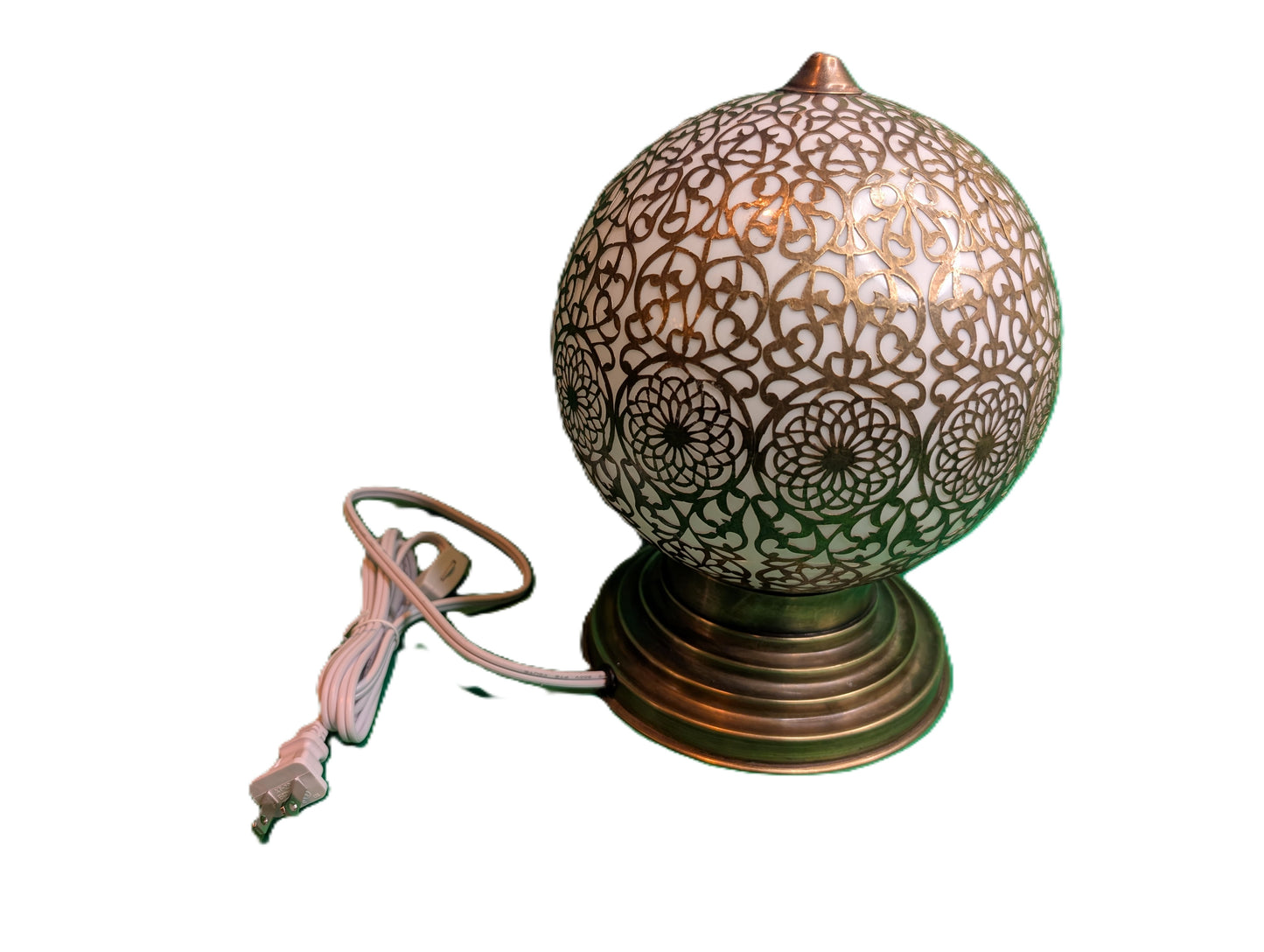 Handmade brass-copper sphere table lamp / Lampe de table sphérique en laiton-cuivre faite à la main