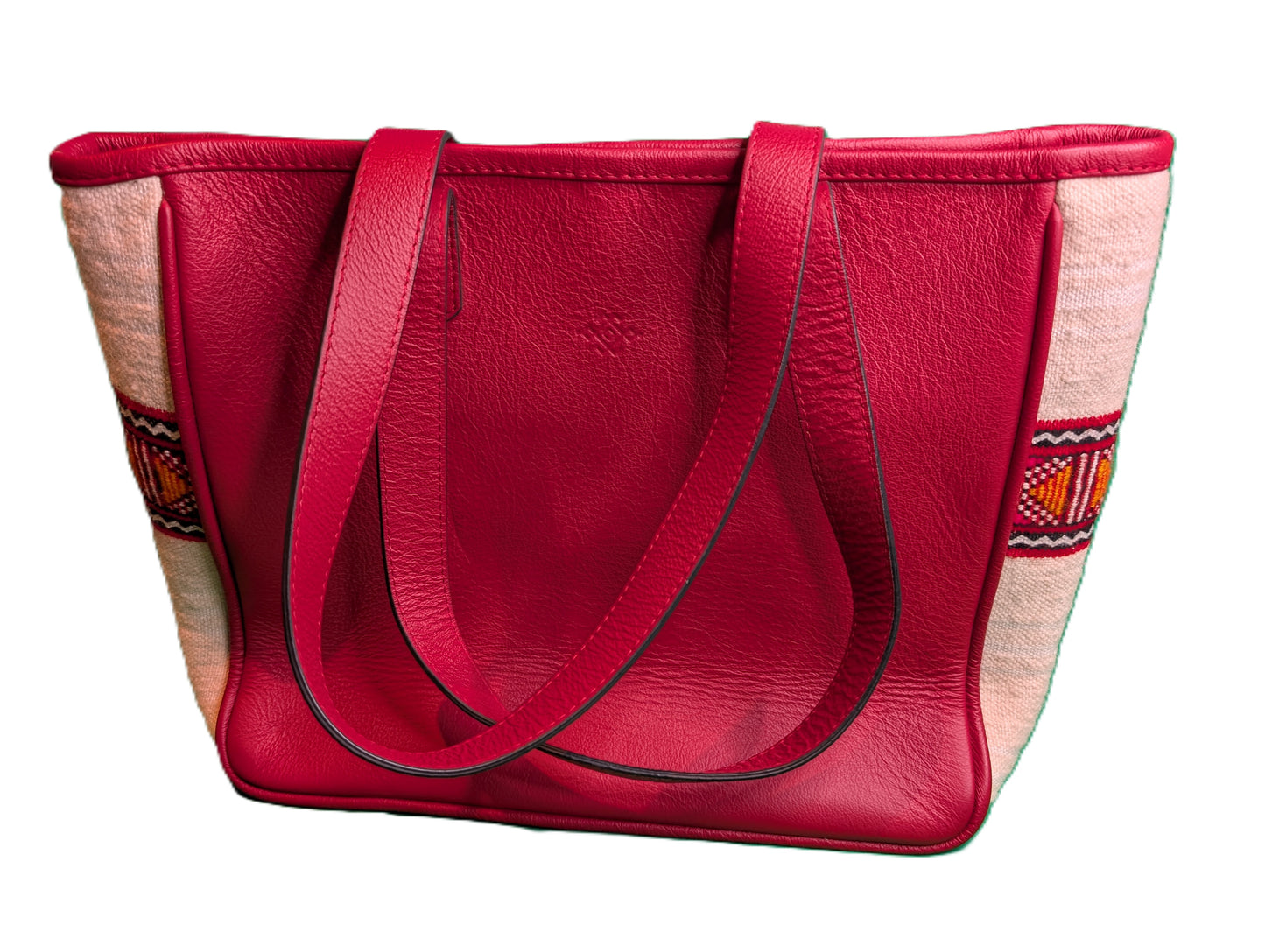 Leather Tote with embroidery - rouge / Sac fourre-tout en cuir avec tissage de tapis - red