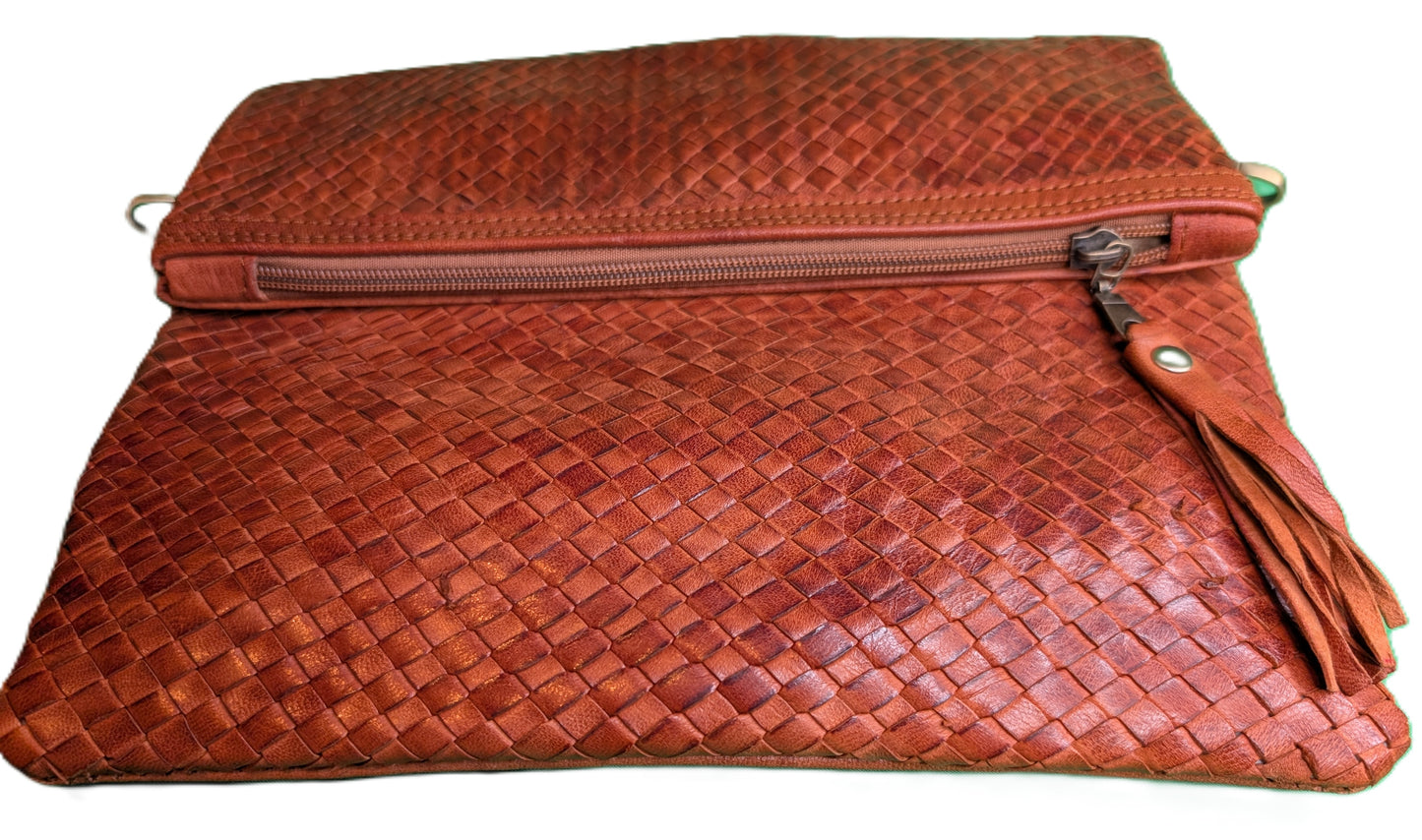 Woven Leather Bag - crossbody / Sac à main a en cuir tissé - Petit