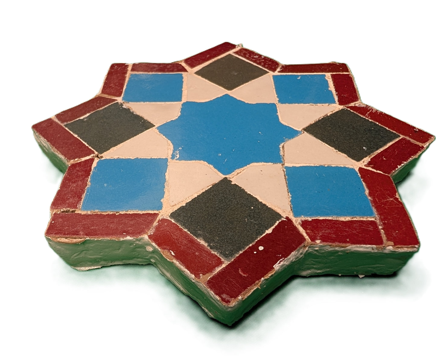 Octagonal sample of Zellige Turquoise-Gray-White / Échantillon octagonal de zellige Turquoise-Gris-Blanc